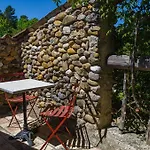 Le Clos Des Collines 3*