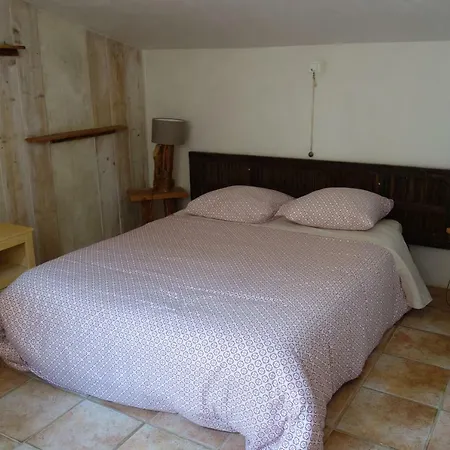 Le Clos Des Collines