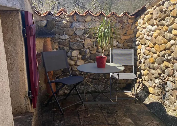 Le Clos Des Collines Frühstückspension Saint-Martin-de-Brômes