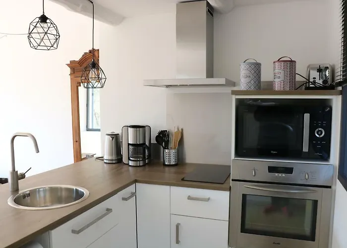 Le Clos Des Collines Frühstückspension Saint-Martin-de-Brômes