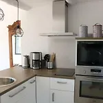 Le Clos Des Collines Bed & Breakfast Saint-Martin-de-Brômes