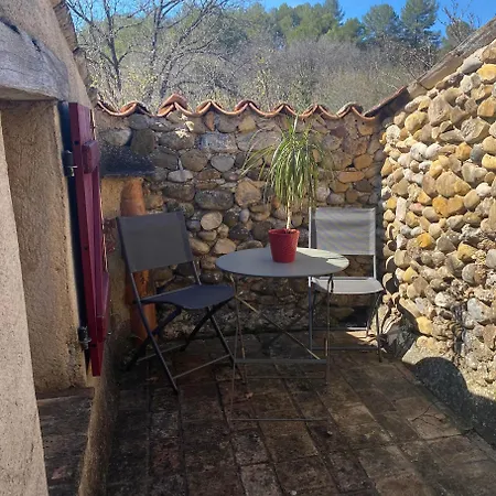 Le Clos Des Collines Bed & Breakfast Saint-Martin-de-Brômes