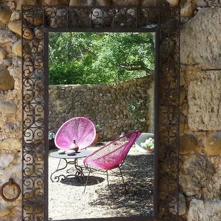 Le Clos Des Collines Bed & Breakfast Saint-Martin-de-Brômes