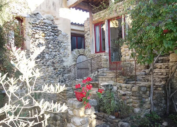 לינה וארוחת בוקר Le Clos Des Collines